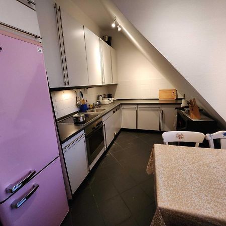 One Private Room Available In A Two Room Apartment In Tegel, Берлин Экстерьер фото