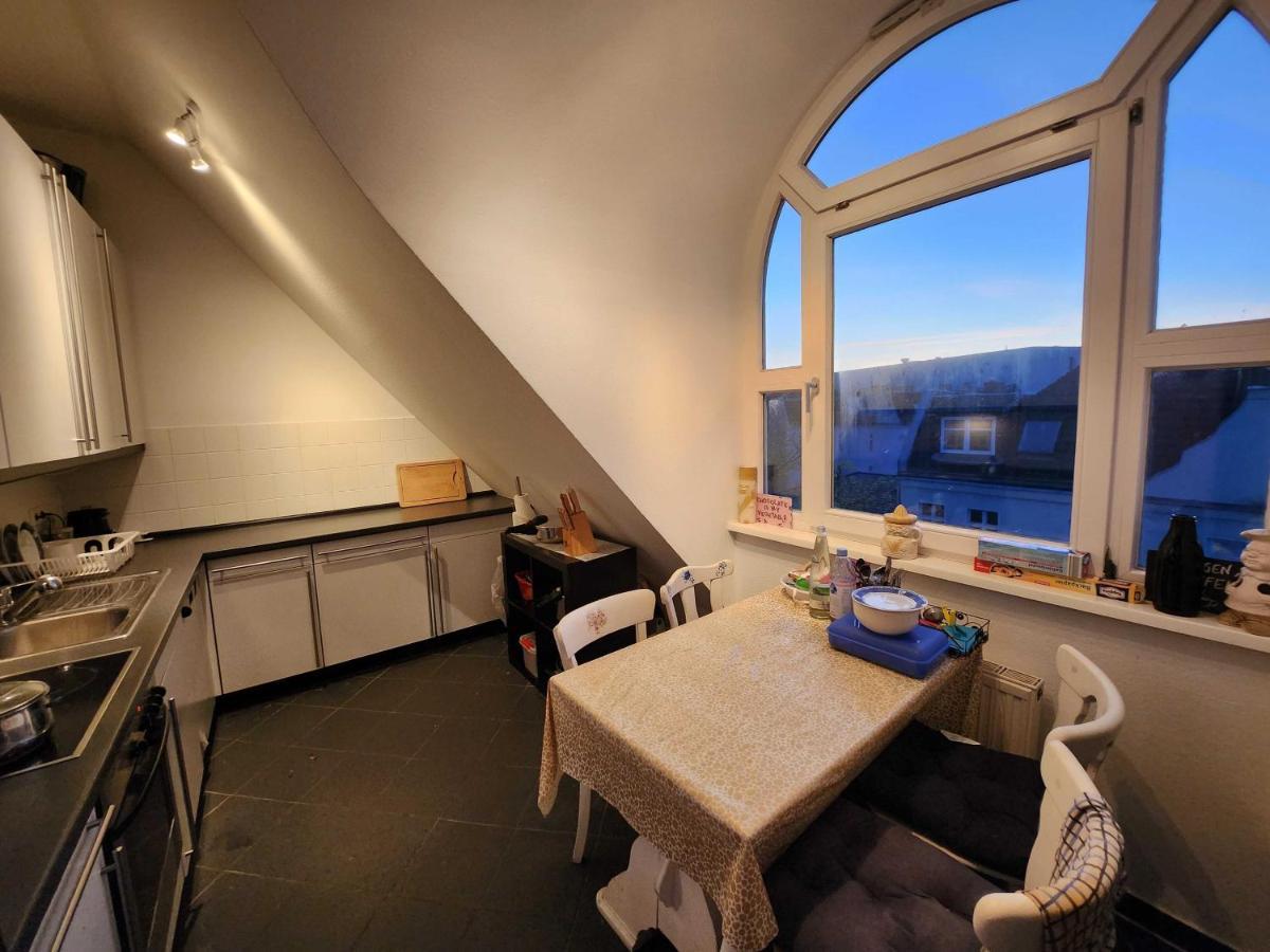One Private Room Available In A Two Room Apartment In Tegel, Берлин Экстерьер фото